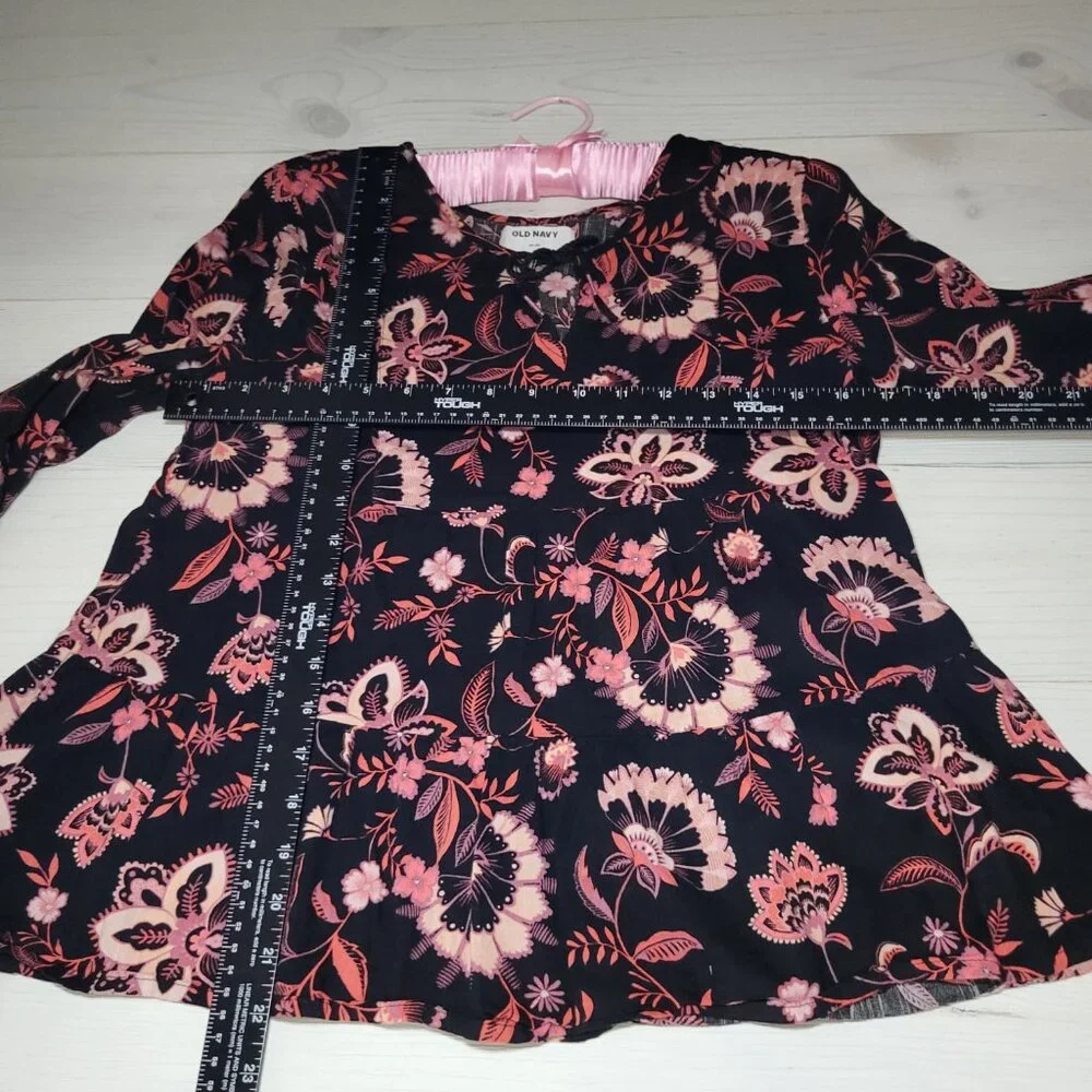 Old Navy Dark Floral Peplum Top BOHO